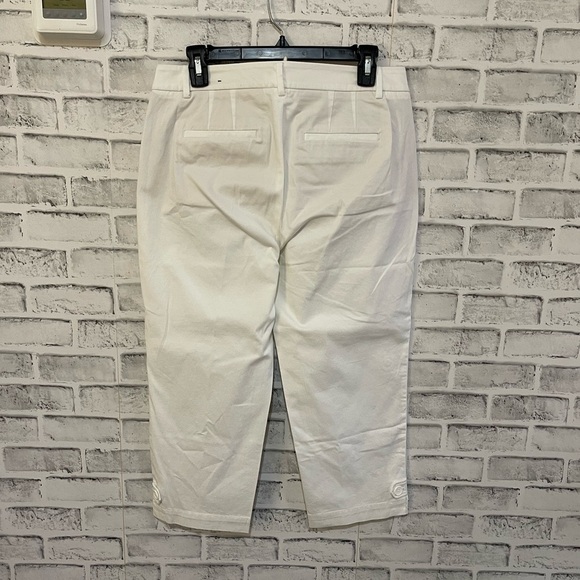Women’s Talbots white perfect skimmer cropped casual pants 6 - Picture 2 of 4